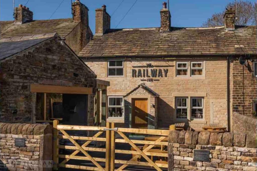 2 Bedroom Apartment, Cononley Near Skipton Екстер'єр фото