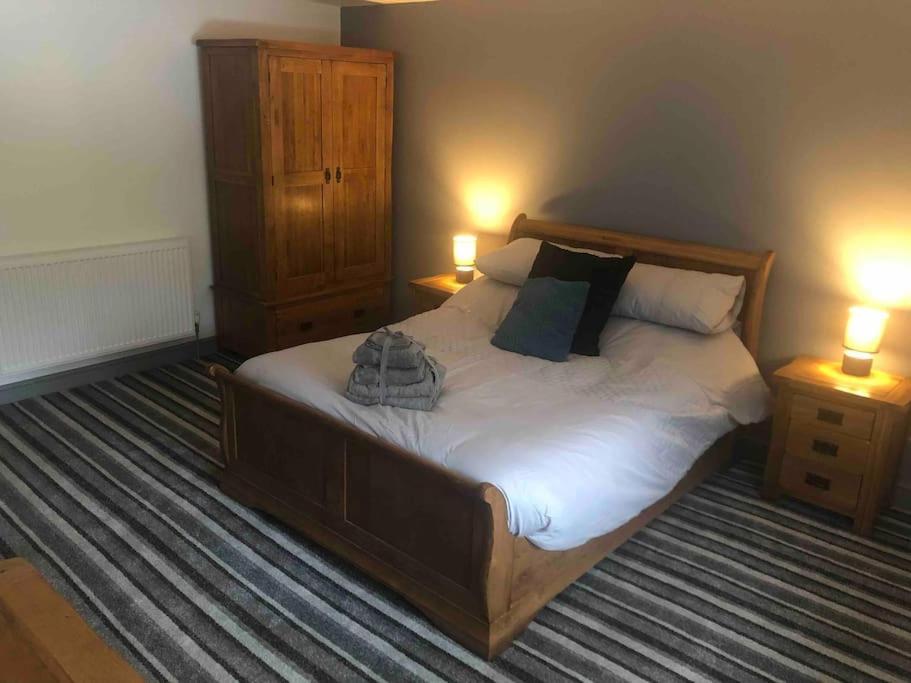2 Bedroom Apartment, Cononley Near Skipton Екстер'єр фото