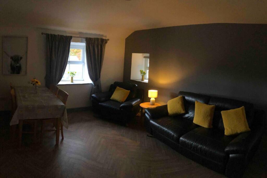 2 Bedroom Apartment, Cononley Near Skipton Екстер'єр фото