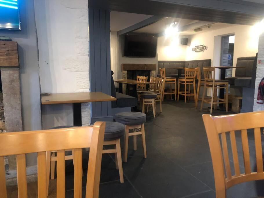 2 Bedroom Apartment, Cononley Near Skipton Екстер'єр фото